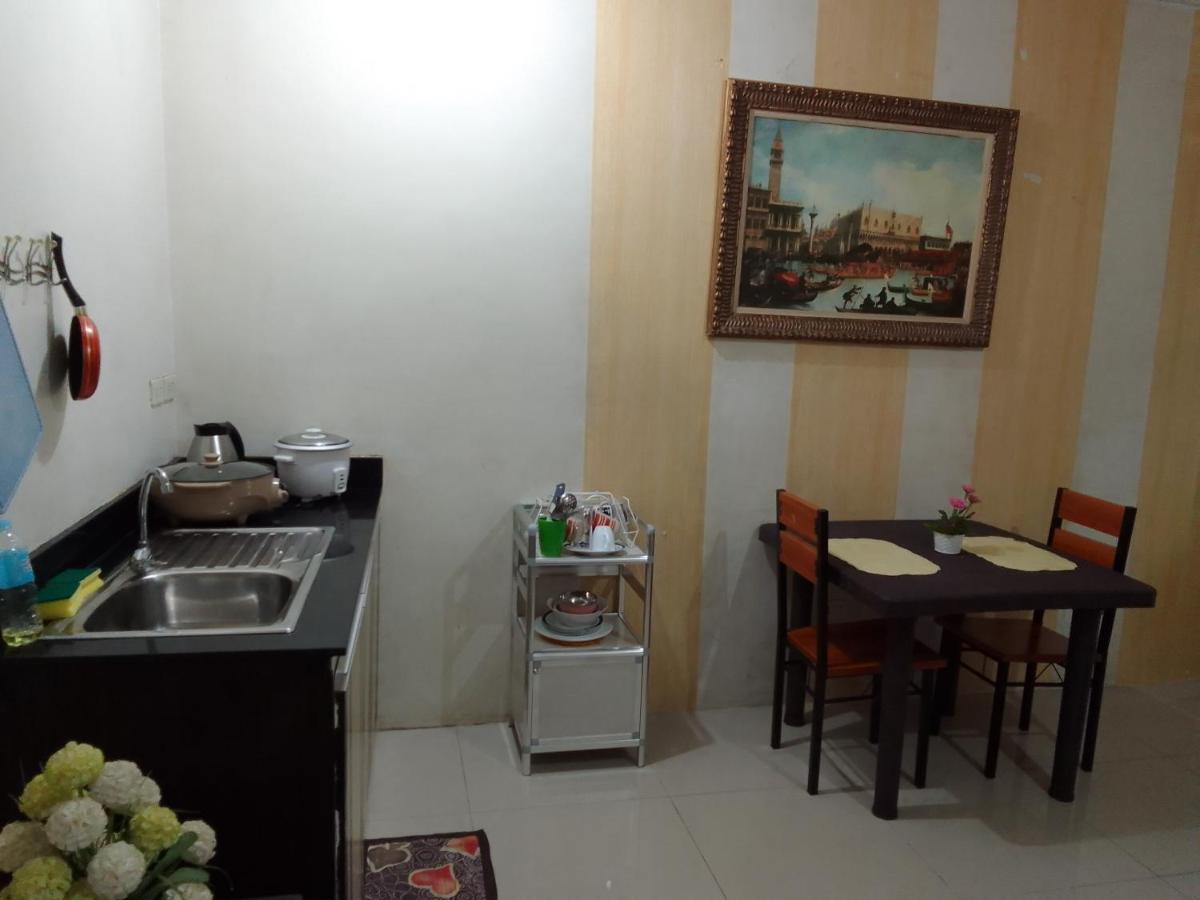 Emmanuel'S Service Apartment Near The Airport 马尼拉 外观 照片
