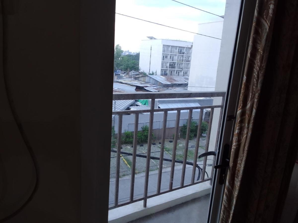 Emmanuel'S Service Apartment Near The Airport 马尼拉 外观 照片