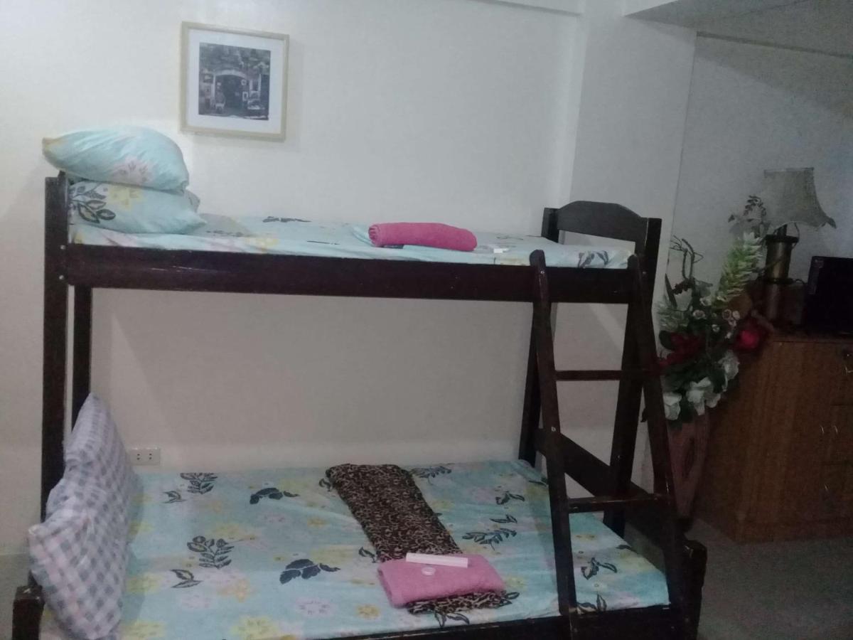 Emmanuel'S Service Apartment Near The Airport 马尼拉 外观 照片