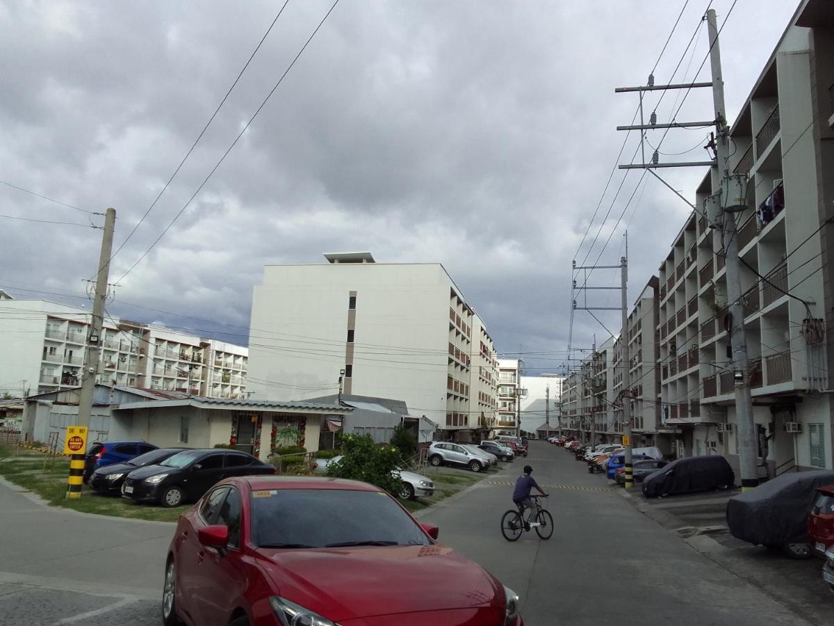 Emmanuel'S Service Apartment Near The Airport 马尼拉 外观 照片
