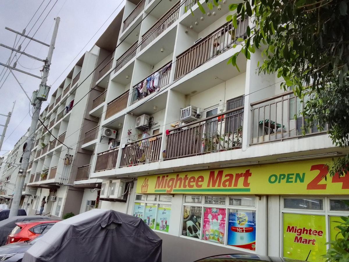 Emmanuel'S Service Apartment Near The Airport 马尼拉 外观 照片