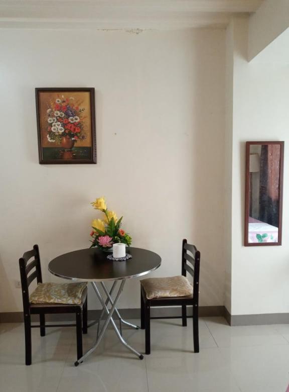 Emmanuel'S Service Apartment Near The Airport 马尼拉 外观 照片